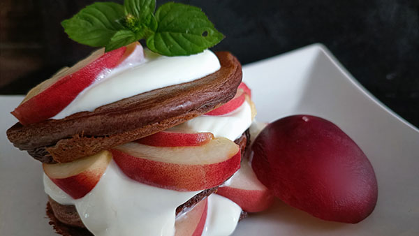 Rezept des Monats Juli 2022 Schoko Pancakes mit Powerstar Food Protein Pancakes