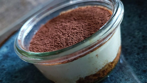 Rezept des Monats veganes Protein Tiramisu